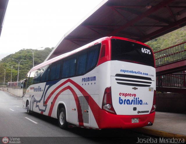 Expreso Brasilia 6575 por Waldir Mata