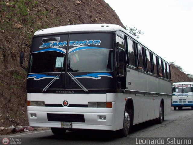 Colectivos Sol de Oriente 015 por Leonardo Saturno