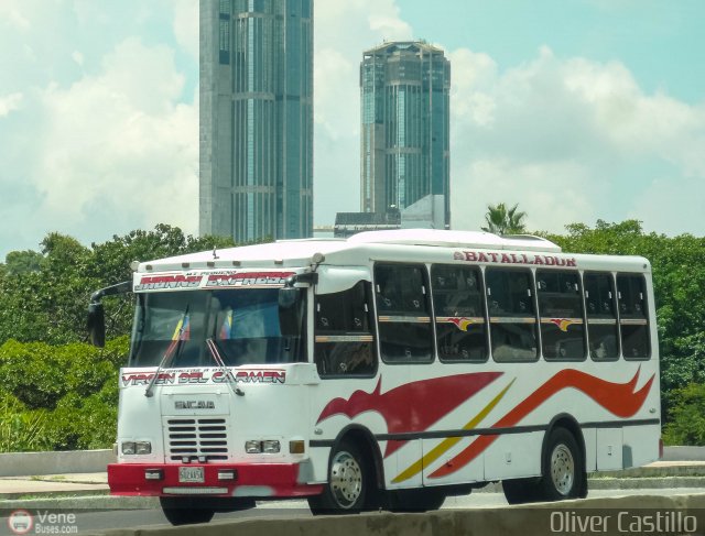 Particular o Desconocido 472 por Oliver Castillo