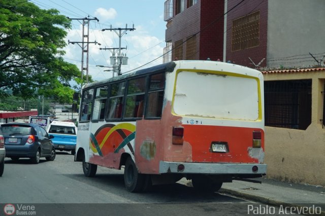 Particular o Desconocido 2457 por Pablo Acevedo