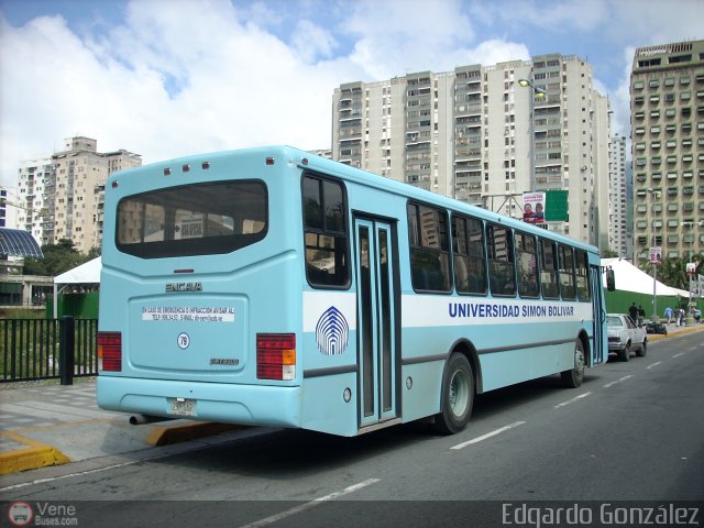 Universidad Sim�n Bol�var 79 por Edgardo Gonz�lez