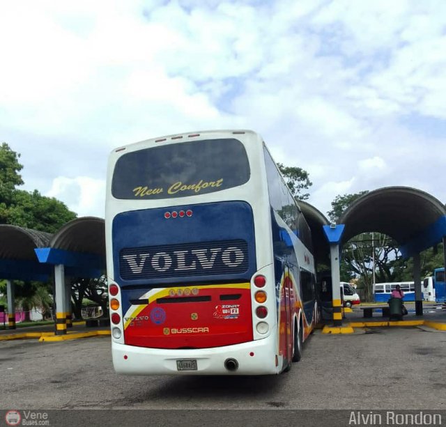 Expresos San Crist�bal 033 por Alvin Rond�n