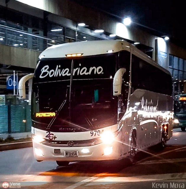 Expreso Bolivariano 9704 por Kevin Mora