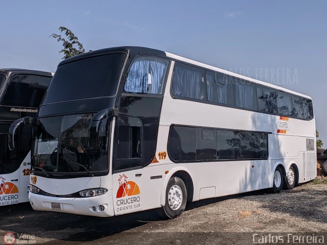 Cruceros Oriente Sur 119 por Carlos Ferreira