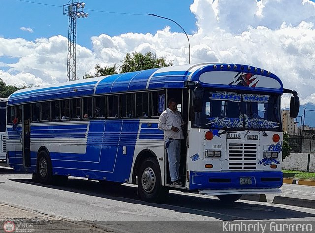 Transporte Guacara 0052 por Kimberly Guerrero