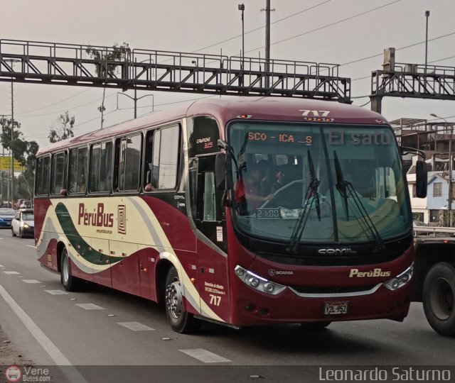 Empresa de Transporte Per� Bus S.A. 717 por Leonardo Saturno