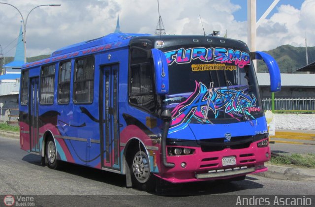 Coop. de Transporte La Candelaria 30 por Andrs Ascanio
