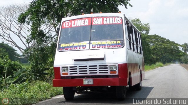 Lnea San Carlos 13 por Leonardo Saturno