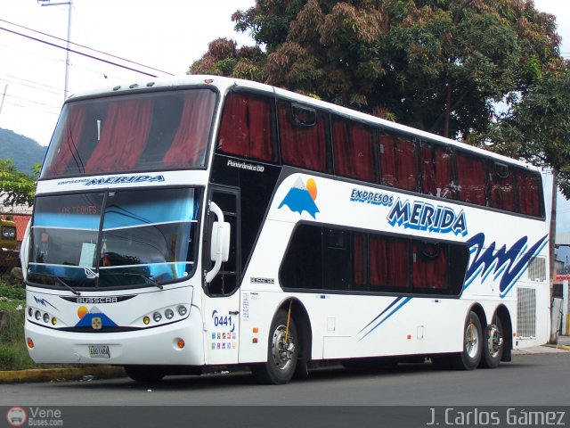 Expresos M�rida 0441 por J. Carlos G�mez