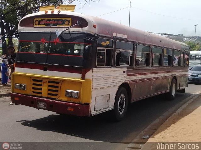 Colectivos Cachiri 25 por Abner Sarcos