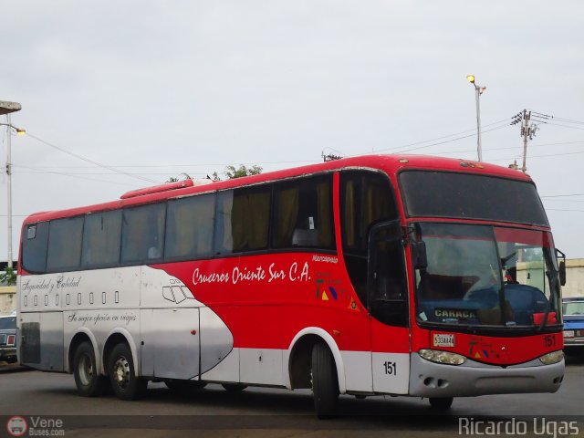 Cruceros Oriente Sur 151 por Ricardo Ugas