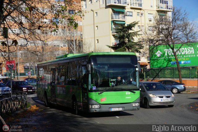 Particular o Desconocido 614 por Pablo Acevedo