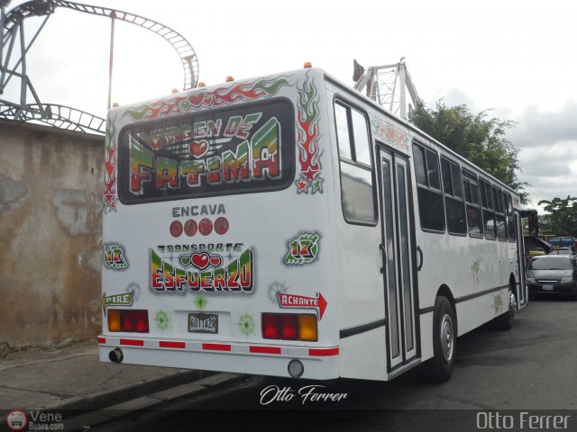 Transporte El Esfuerzo 17 por Otto Ferrer