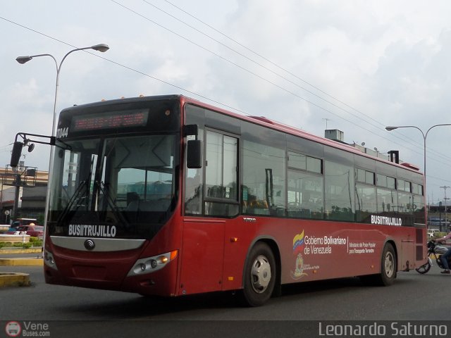 Bus Trujillo BT044 por Leonardo Saturno