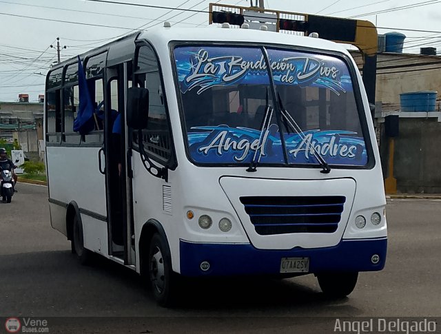 Particular o Desconocido Ni�obus por �ngel Delgado