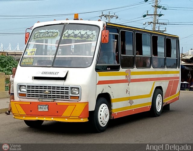 ZU - A.C. L�nea Mixta Mar�a Isabel de Ch�vez 20 por �ngel Delgado