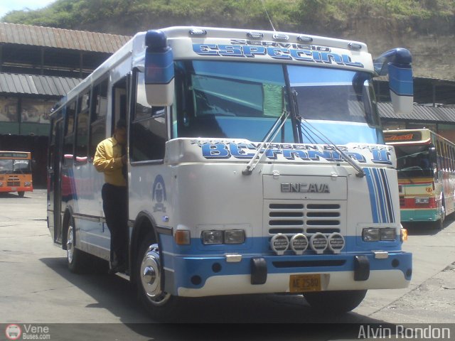 U.C. Los Caminantes 99 por Alvin Rond�n