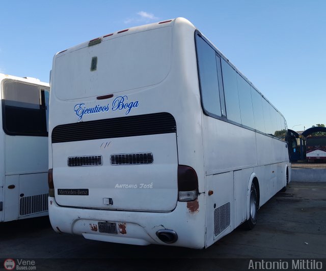 Ejecutivos Boga 10 por Antonio Mittilo