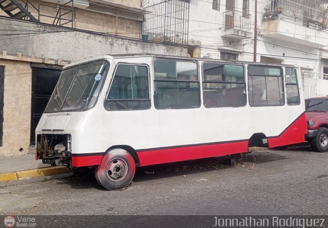 En Chiveras Abandonados Recuperación CARACAS por Jonnathan Rodríguez