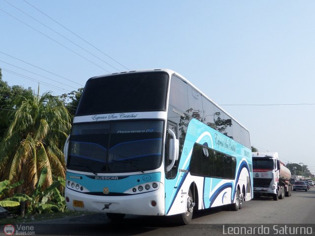 Expresos San Crist�bal 195 por Leonardo Saturno