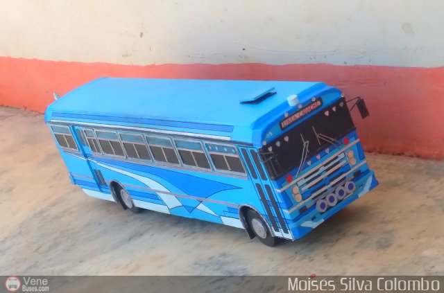 Maquetas y Miniaturas Linea carache  por Mois�s Silva Colombo