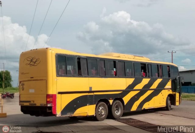 Empresa de Transporte El Buen Vecino 07 por Miguel Pino