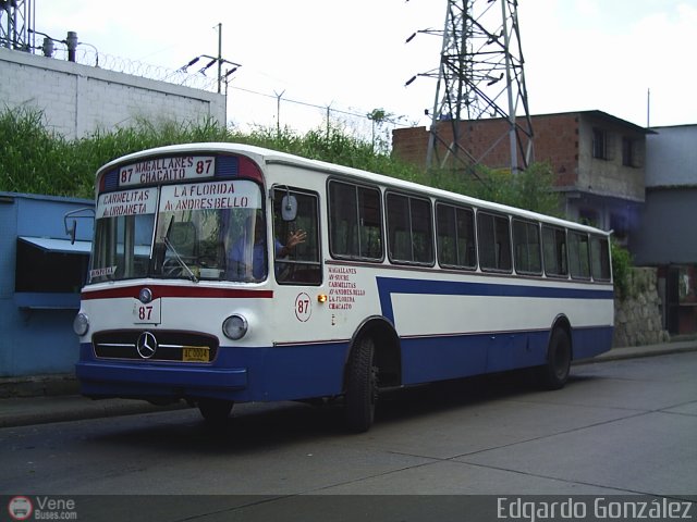 DC - Colectivos Solven 087 por Edgardo Gonz�lez