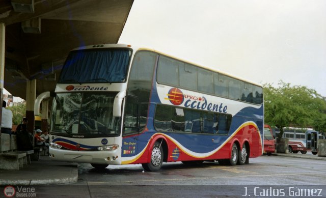 Expresos Occidente 127 por Pablo Acevedo