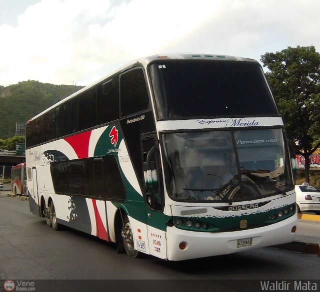 Expresos M�rida 0123 por Waldir Mata