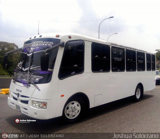 Transporte Privado Basti Tours 96 por Joshua Solrzano
