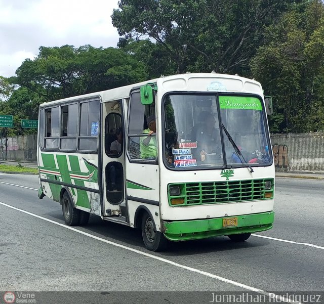 DC - S.C. Plaza Espaa - El Valle - Coche 052 por Jonnathan Rodrguez