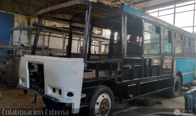En Chiveras Abandonados Recuperacin Ahorita-No-Tiene-Numero por Yenderson Cepeda