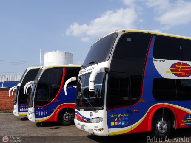 Garajes Paradas y Terminales San-Cristobal por Pablo Acevedo