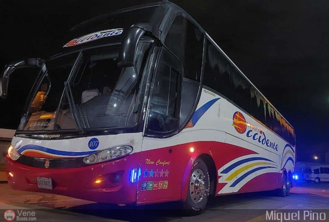 Expresos Occidente 407 por Miguel Pino