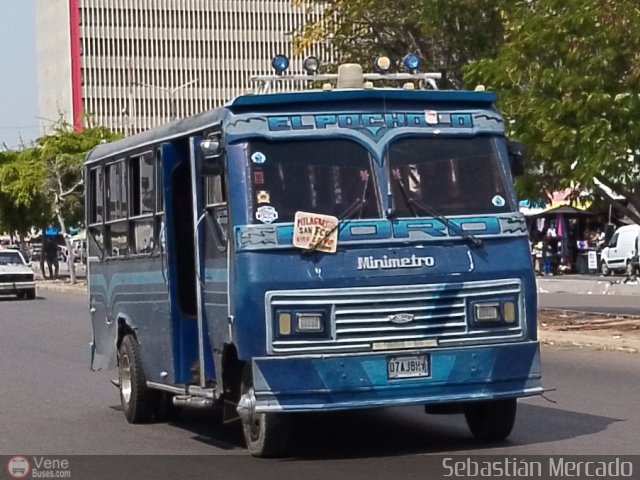 ZU - U.C. Barrio La Polar 182 por Sebasti�n Mercado