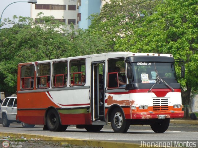 LA - Ruta 5 982 por Jhonangel Montes