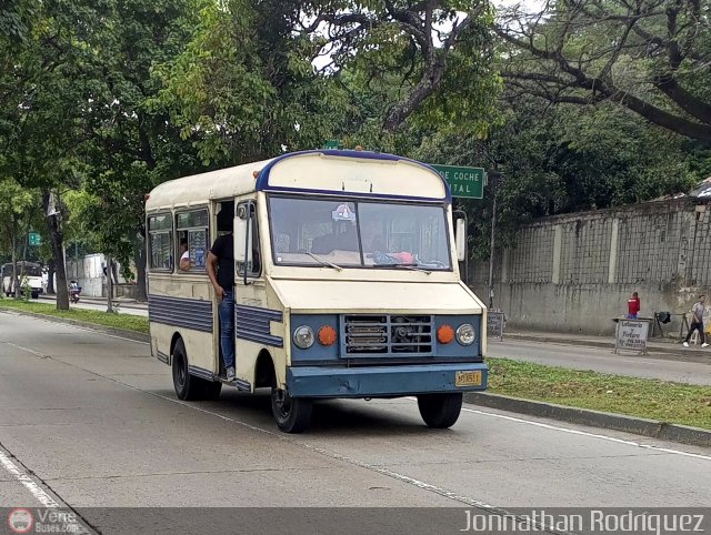 DC - Coop. de Transp. Fuerza Socialista Tiuna 077 por Jonnathan Rodr�guez