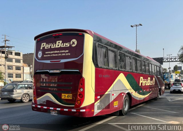Empresa de Transporte Per Bus S.A. 450 por Leonardo Saturno