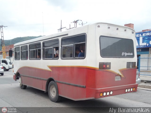 CA - Unin Vivienda Popular Los Guayos 159 por Aly Baranauskas