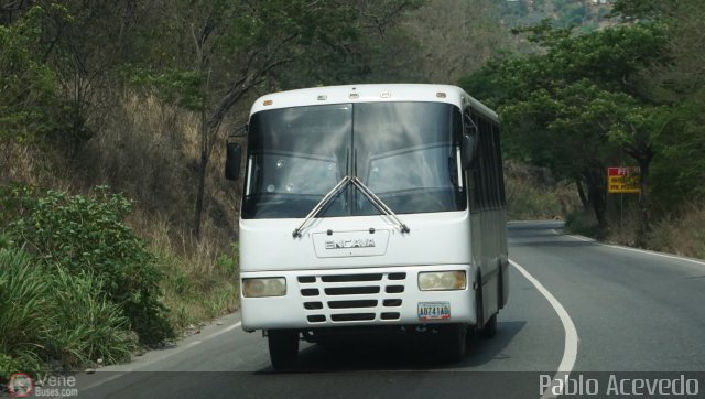 Particular o Desconocido 404 por Pablo Acevedo