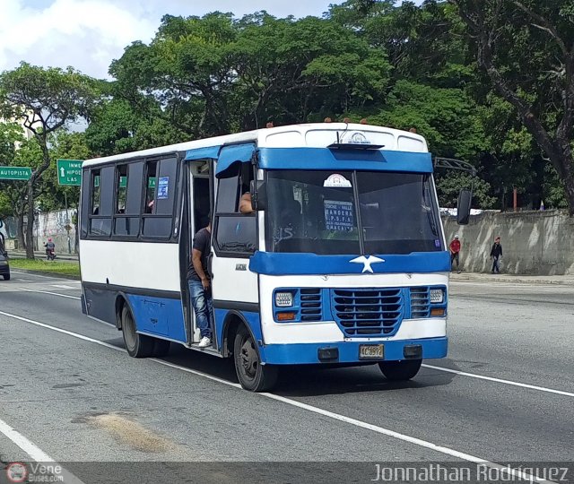 DC - Asoc. Cooperativa Carabobo Tiuna R.L. 011 por Jonnathan Rodr�guez