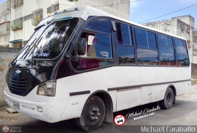 Particular o Desconocido Carupano por Michael Caraballo