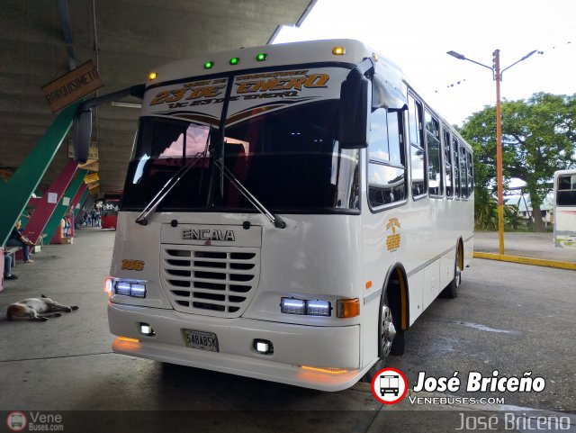 U.C. 23 de Enero 186 por Jos� Brice�o