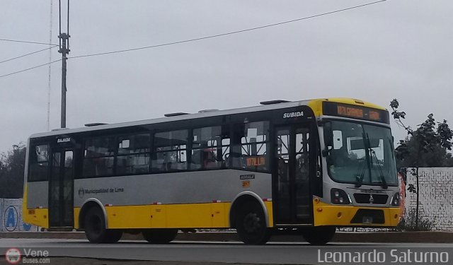 Per Bus Internacional - Corredor Amarillo 2017 por Leonardo Saturno