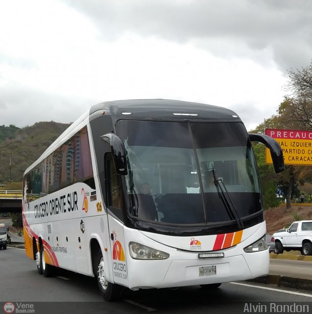 Cruceros Oriente Sur 106 por Alvin Rondn