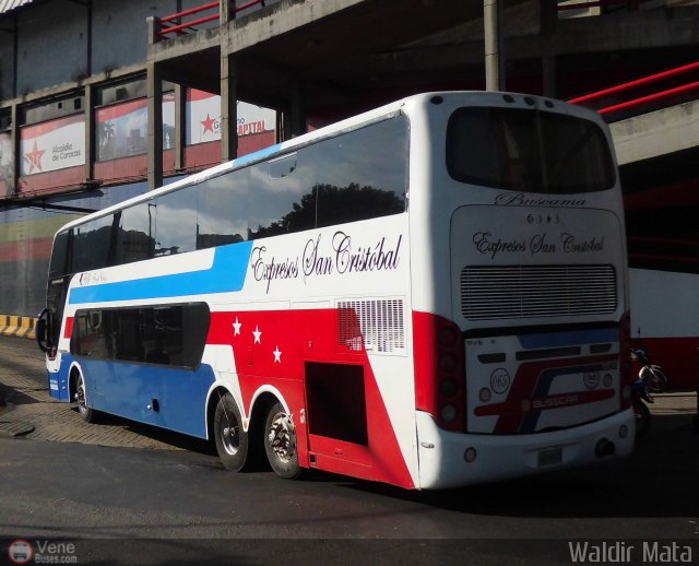 Expresos San Crist�bal 065 por Waldir Mata