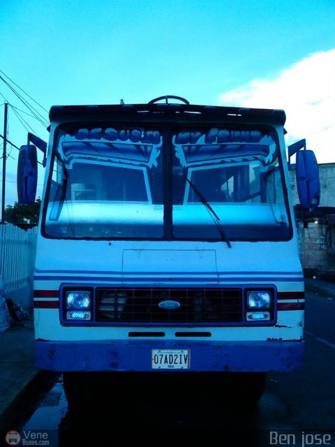 ZU - U.C. Carabobo 002 por Benjamin Magdaniel