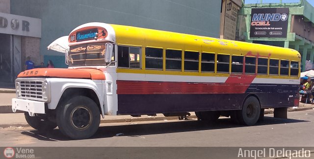 ZU - Colectivos Los Laureles C.A 05 por �ngel Delgado