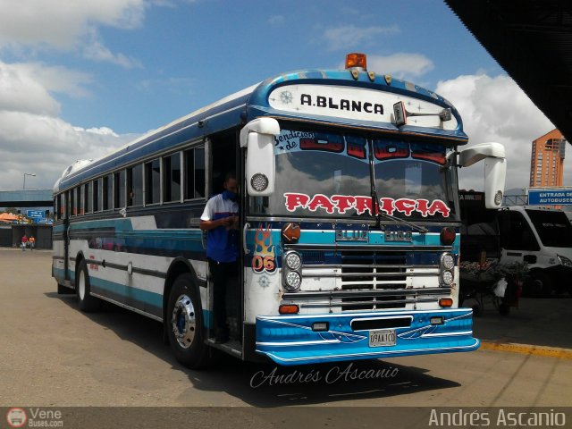 Transporte Agua Blanca 06 por Andrs Ascanio