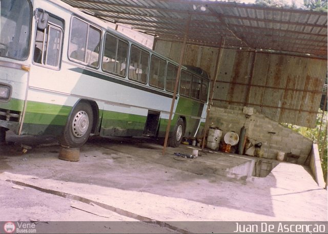 Colectivos Sol de Oriente 039 por Juan De Asceno